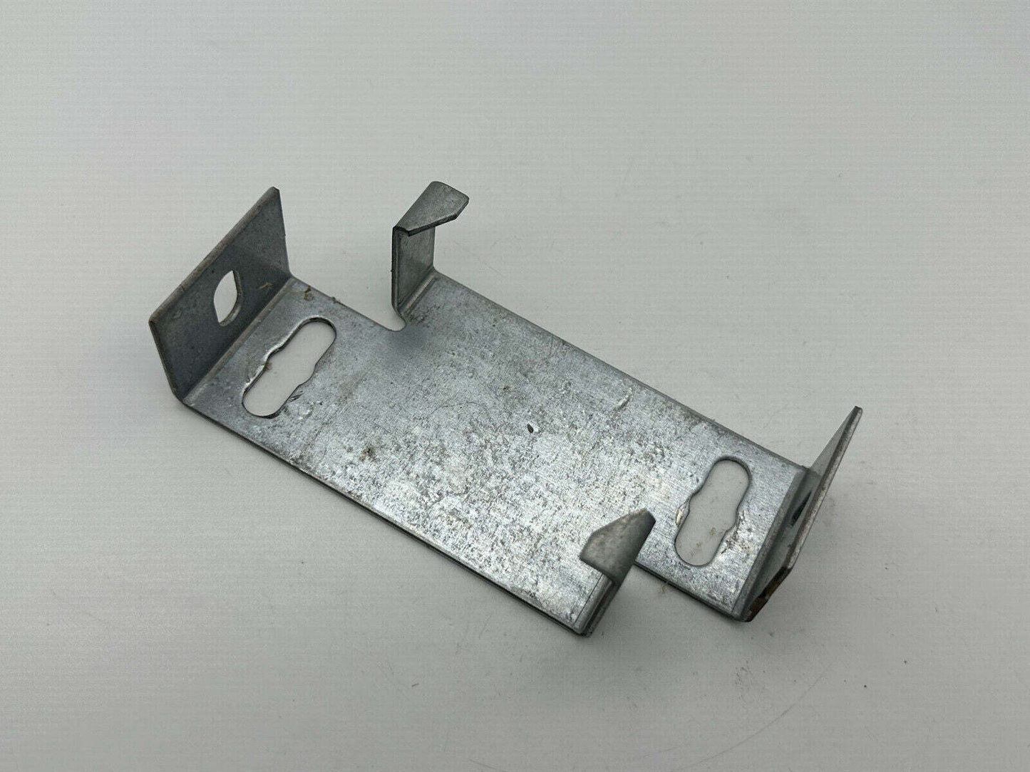 Bernal S 401-80 Winkel Befestigung Halterung Halter Haltewinkel Sturzhalter Deck