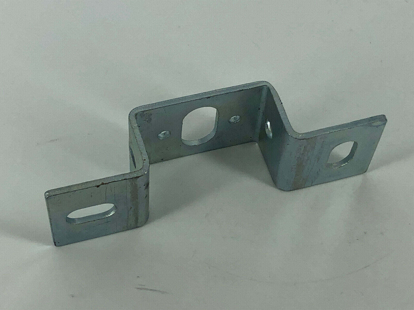 Bernal GAMMA 80 Winkel Befestigung Halterung Halter Haltewinkel Sturzhalter Deck