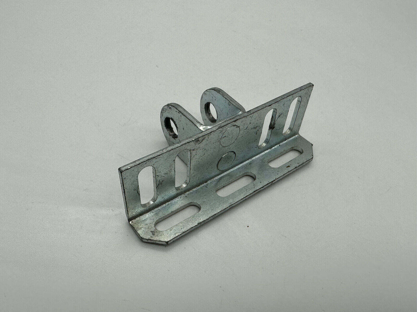 Ansonic MA55 Toranbinder Torblattwinkel Toranschlusskonsole Torwinkel Sturzwinke