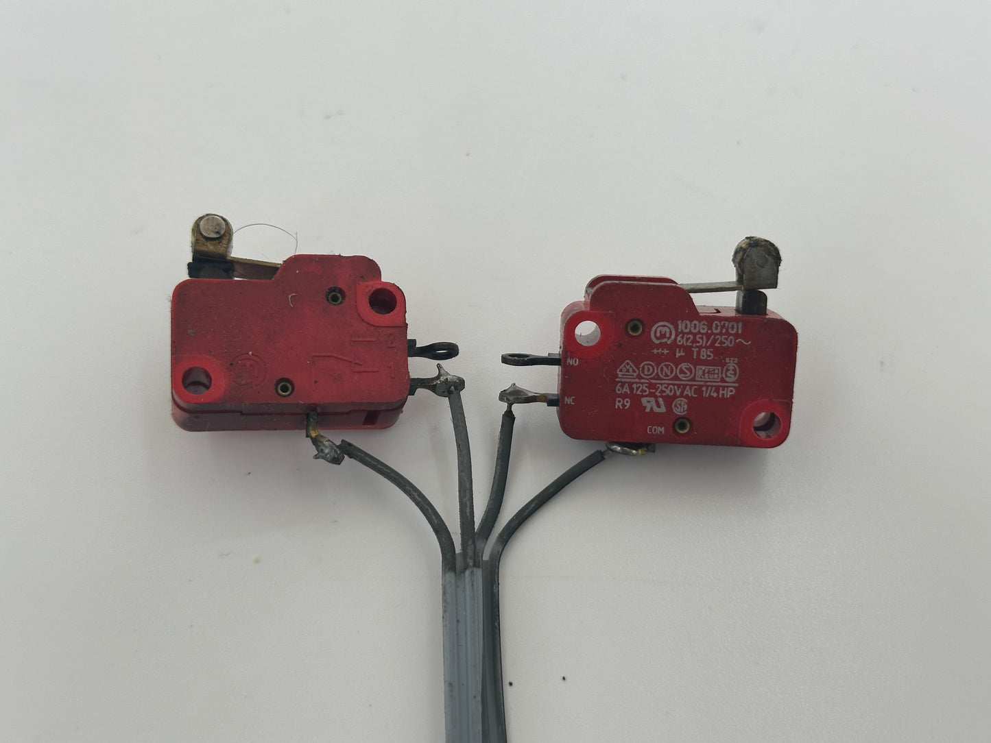 Berner GHT120 limit switch switch button position switch micro switch