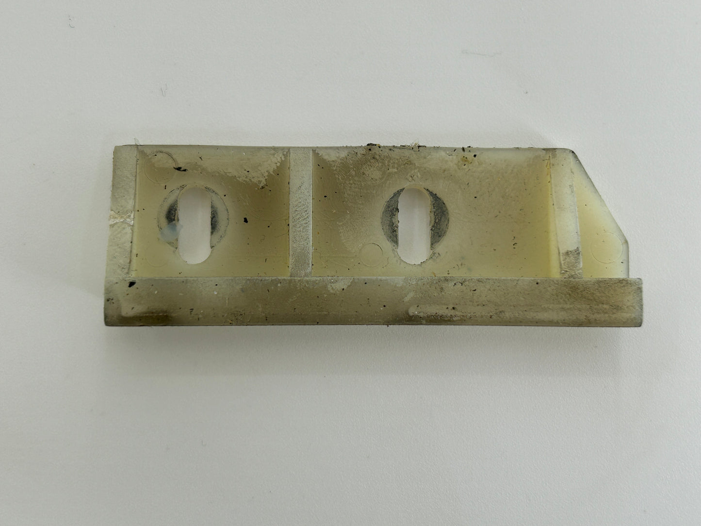 Bernal BT50 Endschalter Anschlag Plastikteil Plasik Kunststoff Halterung Ersatzteil