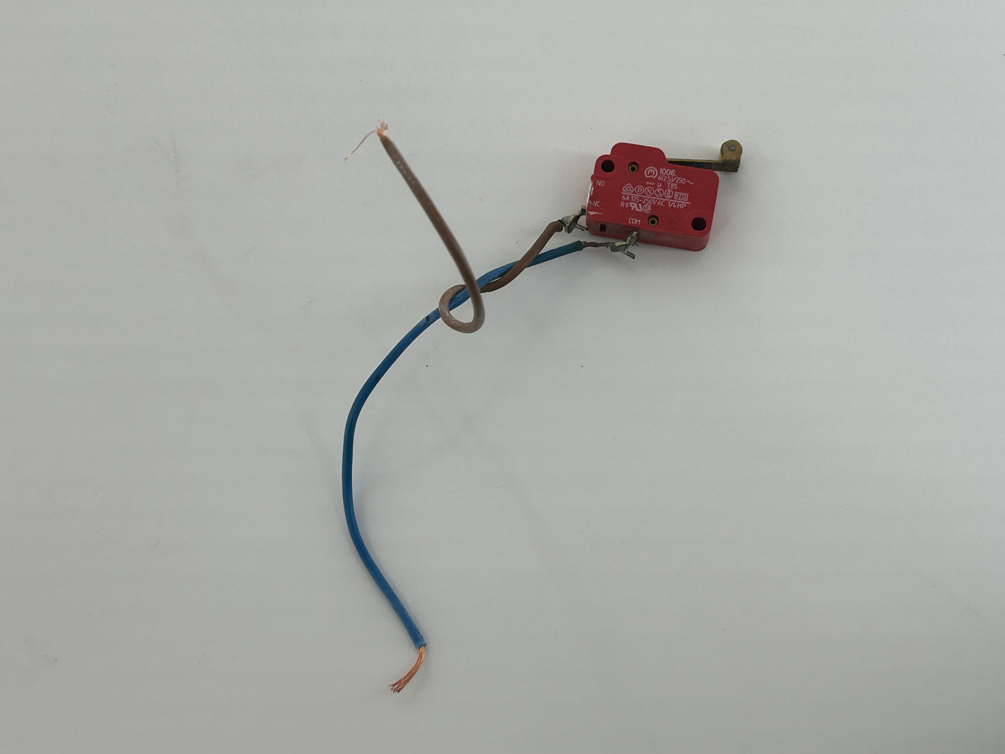 Endress Profiline 2000 limit switch switch button micro switch position switch.