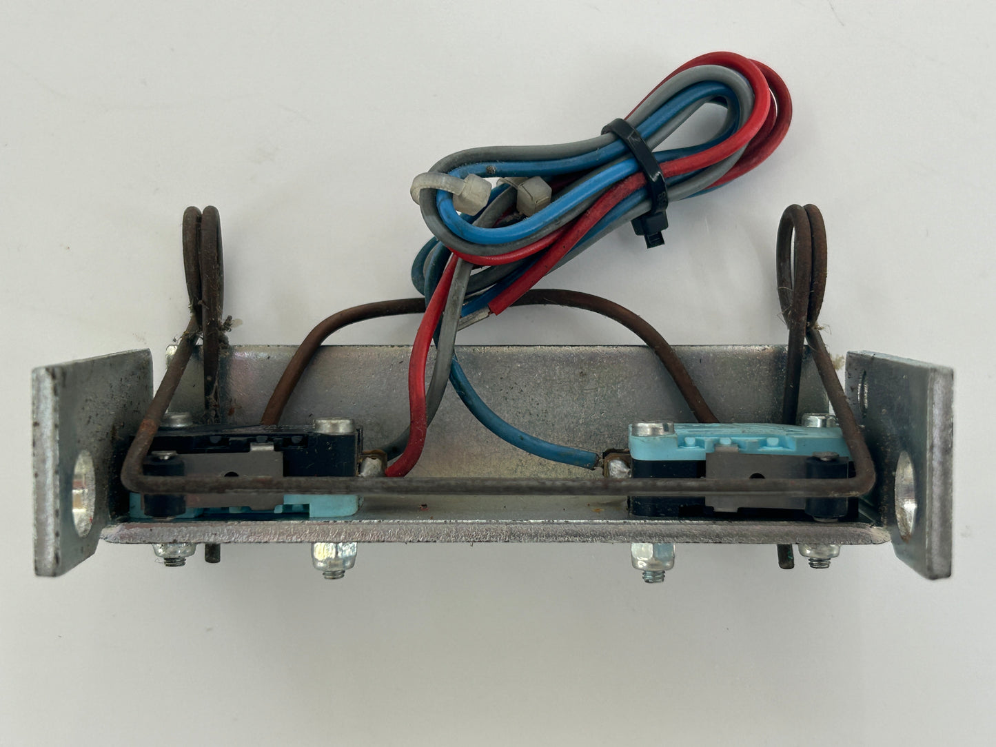 Bernal BA1000 Endschalter Positionsschalter Schalter Taster Knopf Microschalter