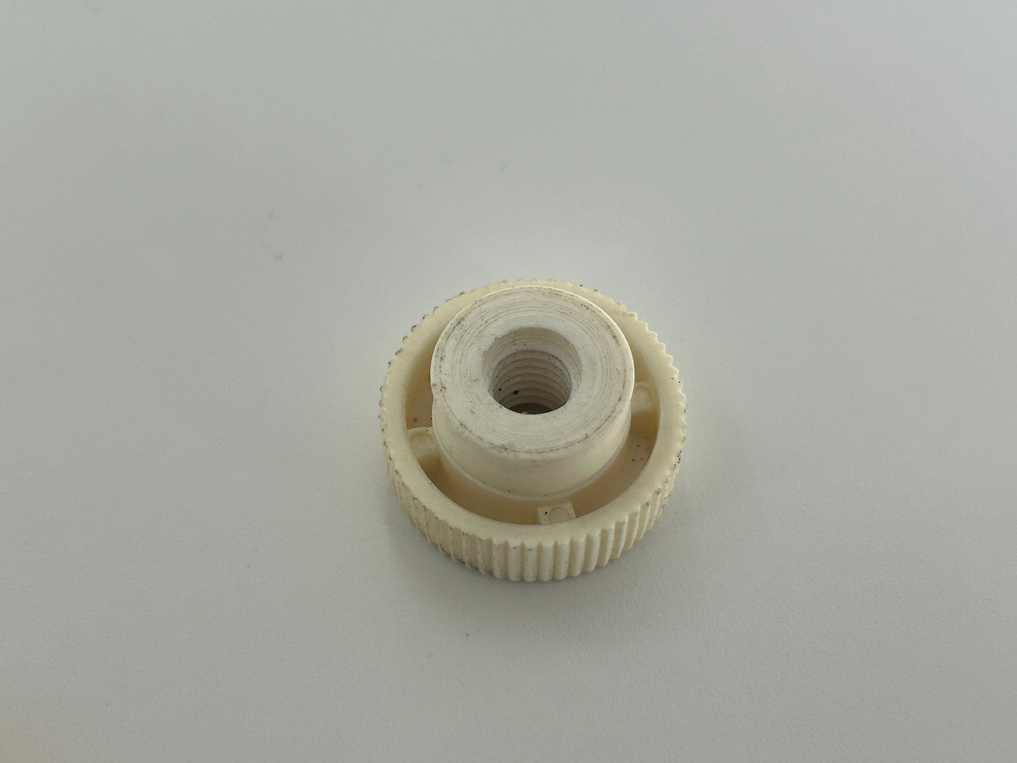Alltronik Speed 600S Rad Gewinde Schraube Befestigung Verschraubung Rille