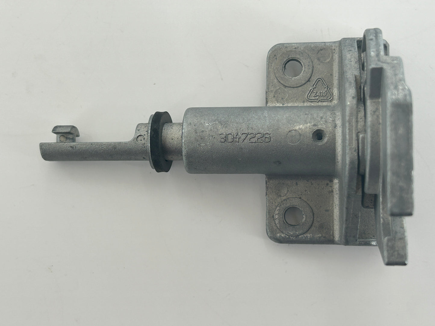 Hörmann Supramatic E locking system for sectional doors