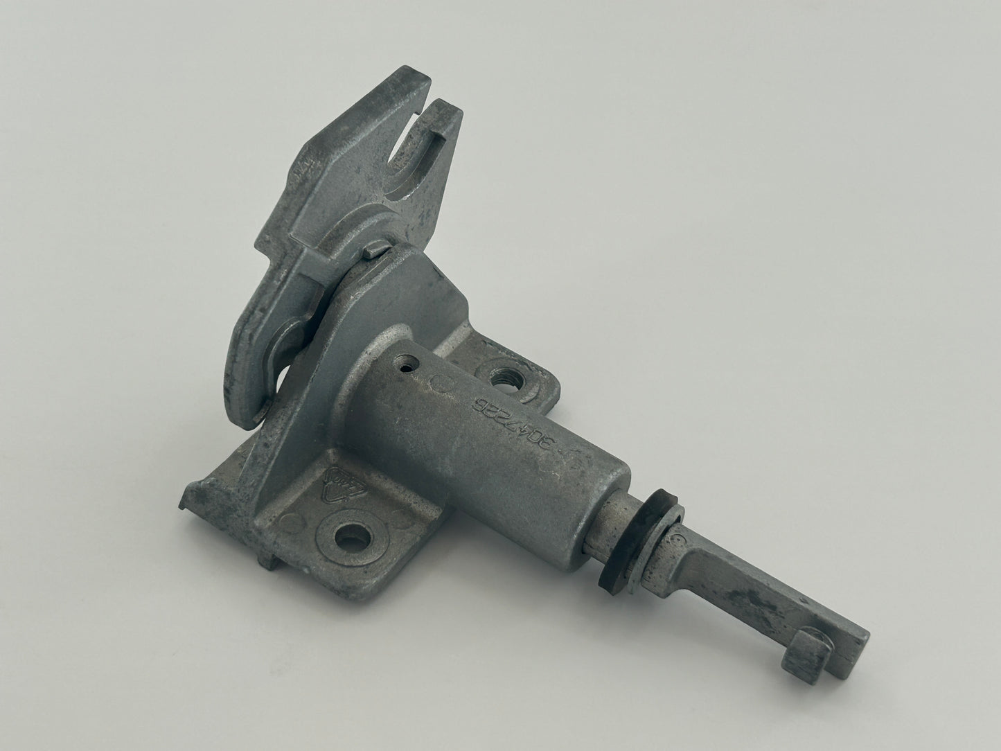 Hörmann Supramatic E locking system for sectional doors