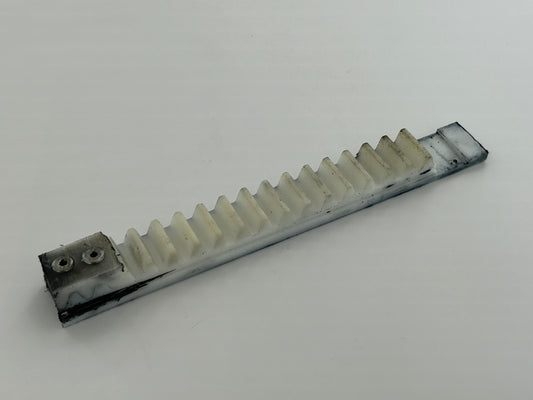 Elka Rapid 120 Zahnstange Zahnstangengetriebe Zahnschiene Zahnkranz