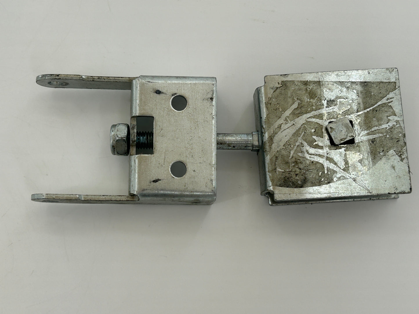 Schellenberg Drive 600N Kettenspanner Kettenumlenkung Spannvorrichtung Kettenwender Umlenkung Umlenkrolle Rolle Kettenspreizer Winkel Endstück