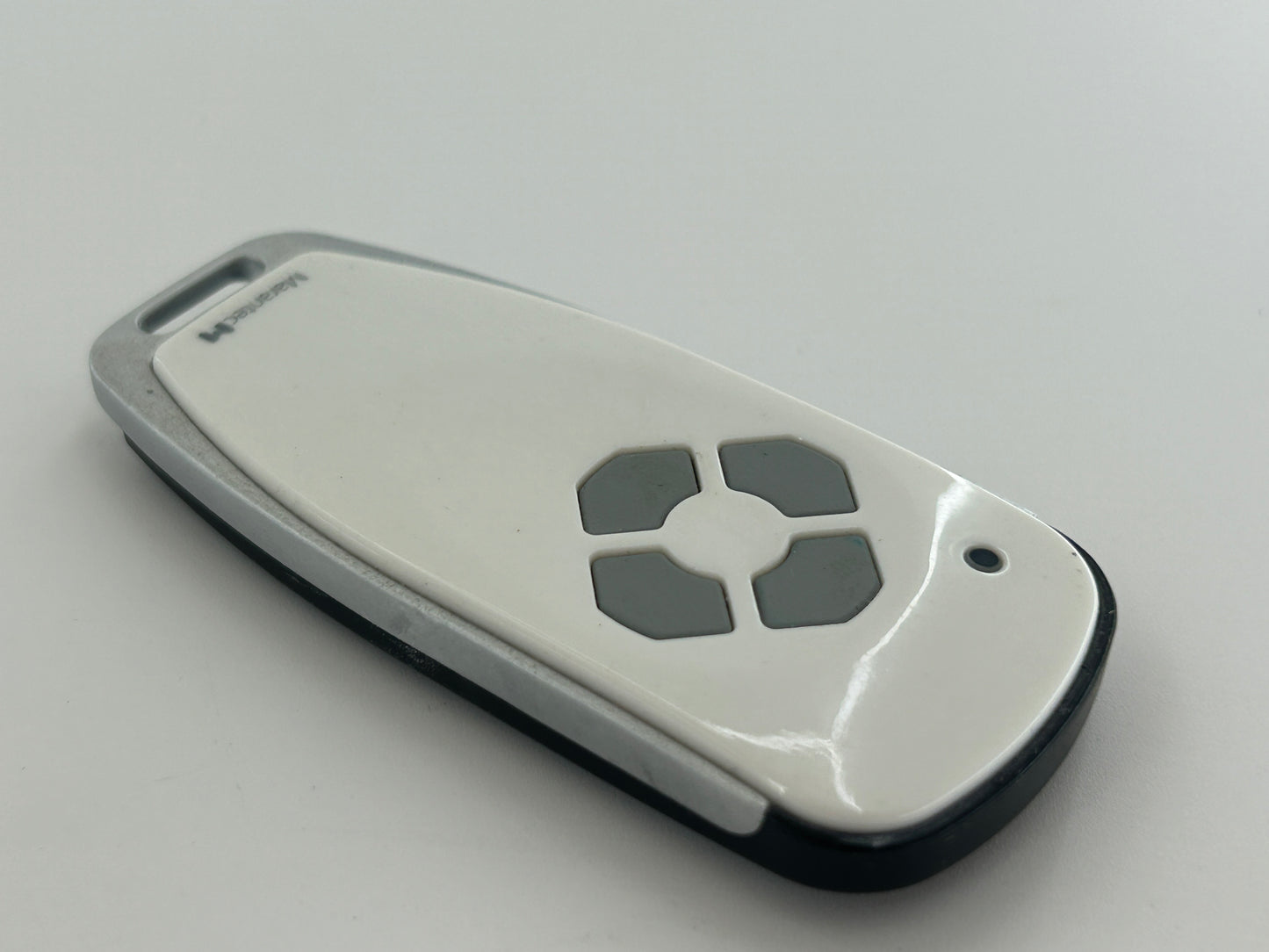 Marantec hand transmitter remote control radio button radio push button remote control switch