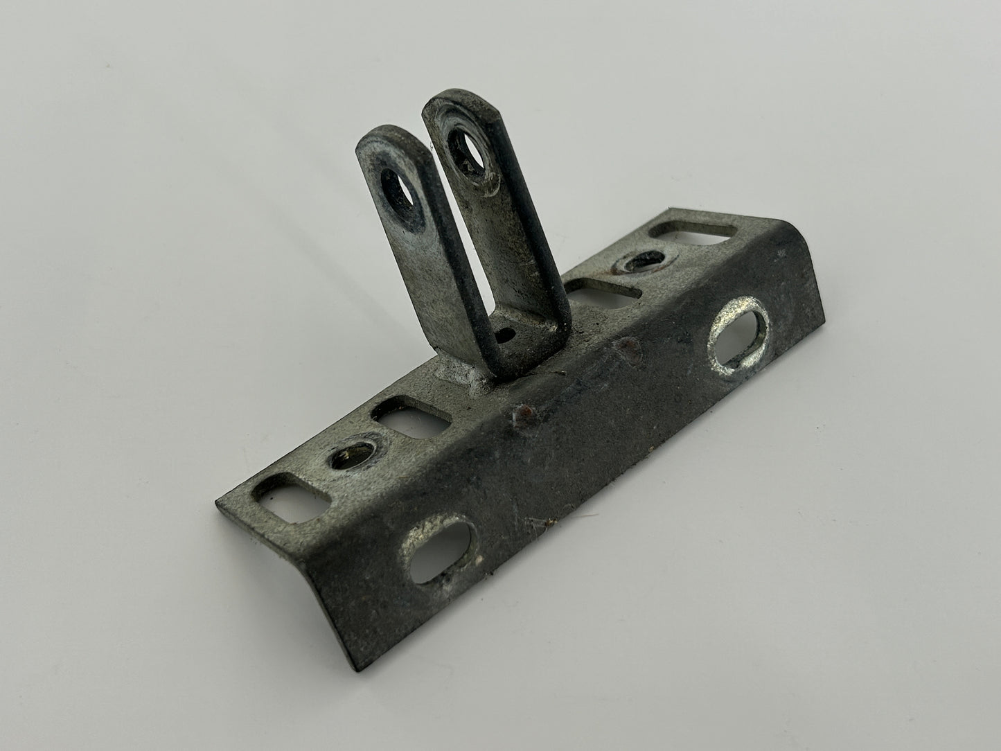Chamberlain ML1000EV gate angle gate fastening gate connector gate fitting gate leaf angle retaining angle gate fitting angle gate lock gate connection bracket