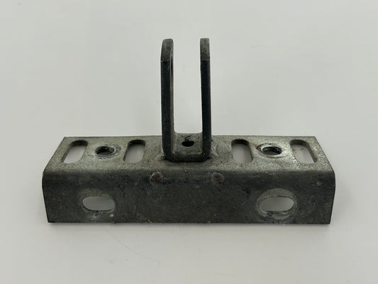 Chamberlain ML1000EV Torwinkel Torbefestigung Toranbinder Torbeschlag Torblattwinkel Haltewinkel Torbeschlagswinkel Torverschluss Toranschlusskonsole