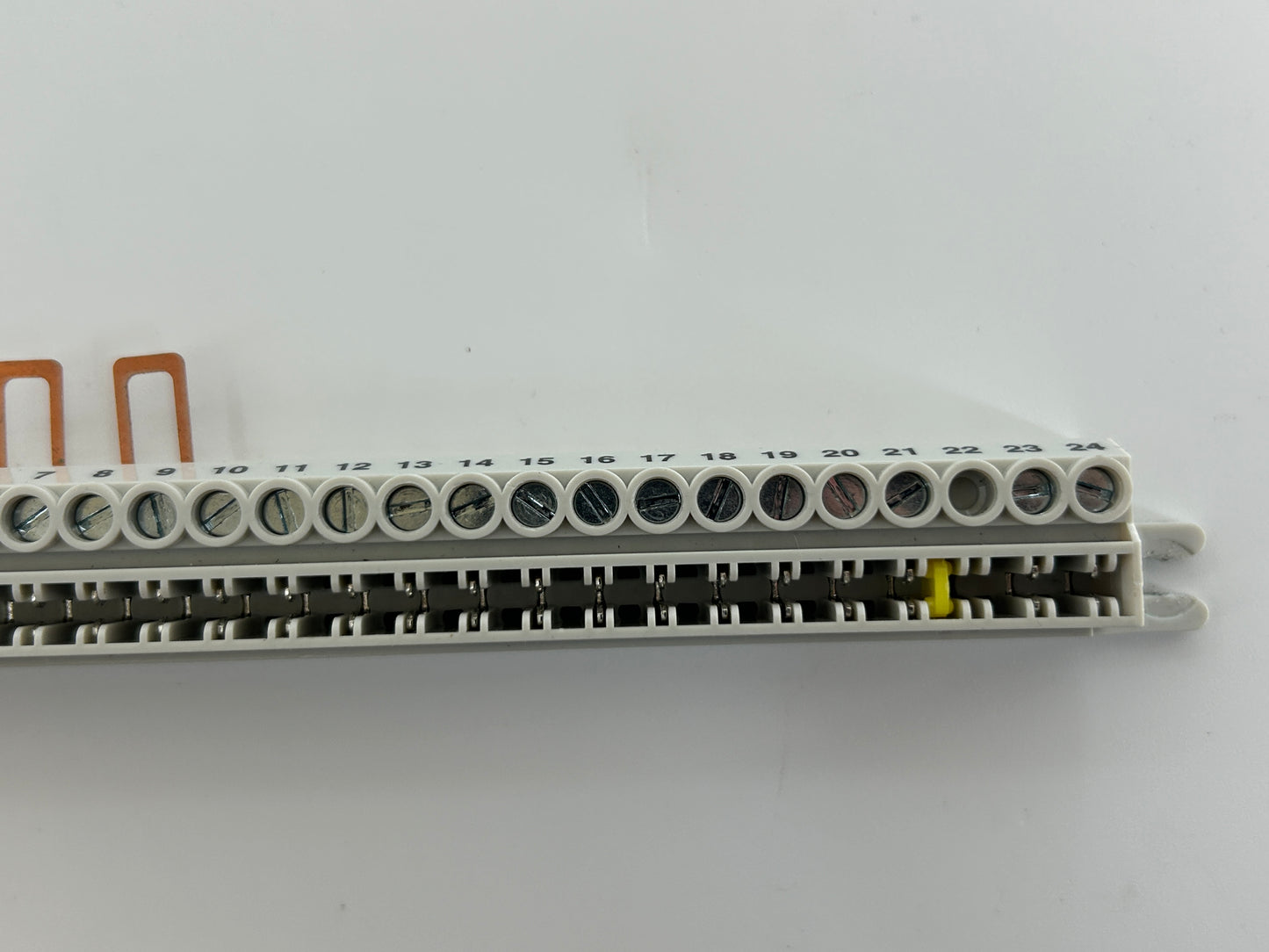 Sommer Marathon Tiga 1100 SLX screw terminal connection terminal connection strip power terminals terminal distributor charging socket connection terminal