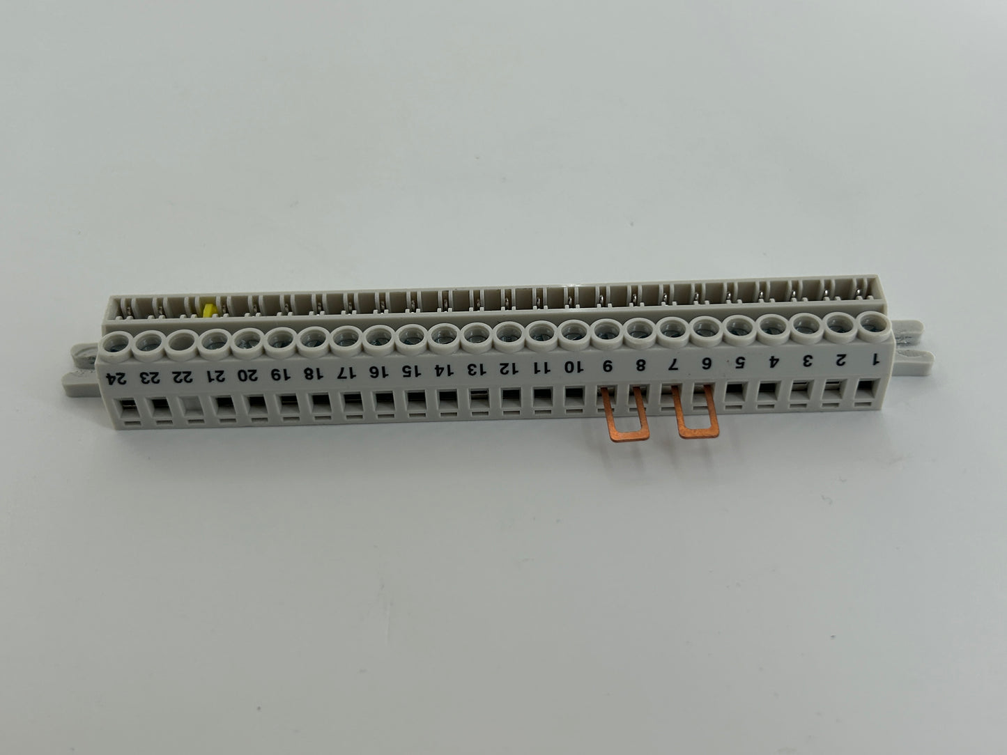 Sommer Marathon Tiga 1100 SLX screw terminal connection terminal connection strip power terminals terminal distributor charging socket connection terminal