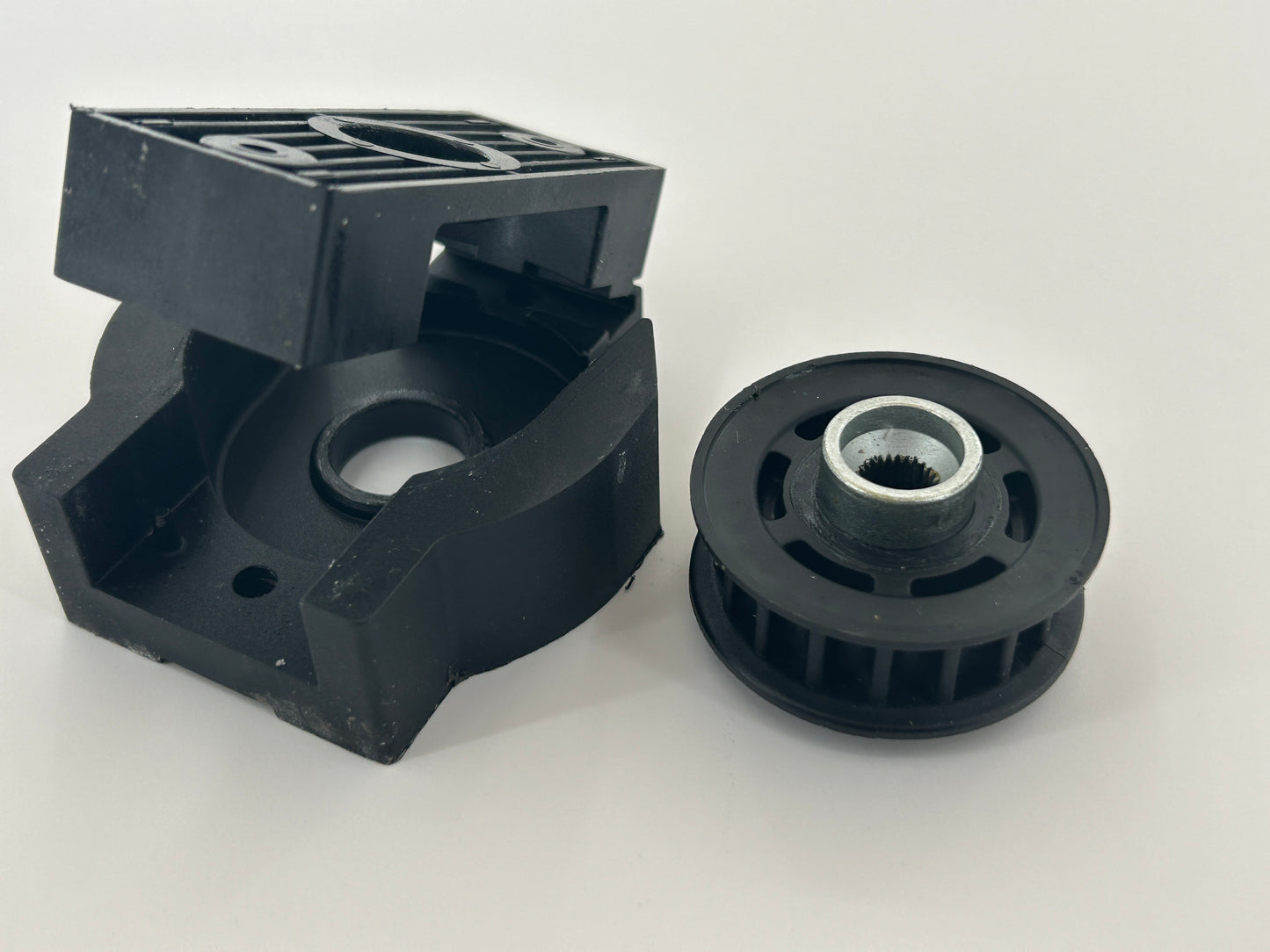 Berner GA101 chain turner wheel roller idler pulley deflection guide roller tensioning roller drive roller chain guide