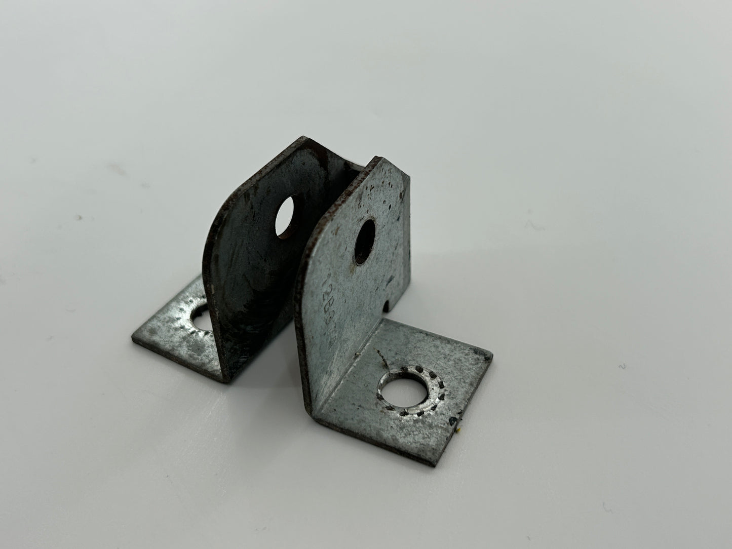 Chamberlain ML700 Torwinkel Winkel Torbefestigung Toranbinder Torbeschlag Torblattwinkel Haltewinkel Torbeschlagswinkel Torverschluss Toranschlusskonsole