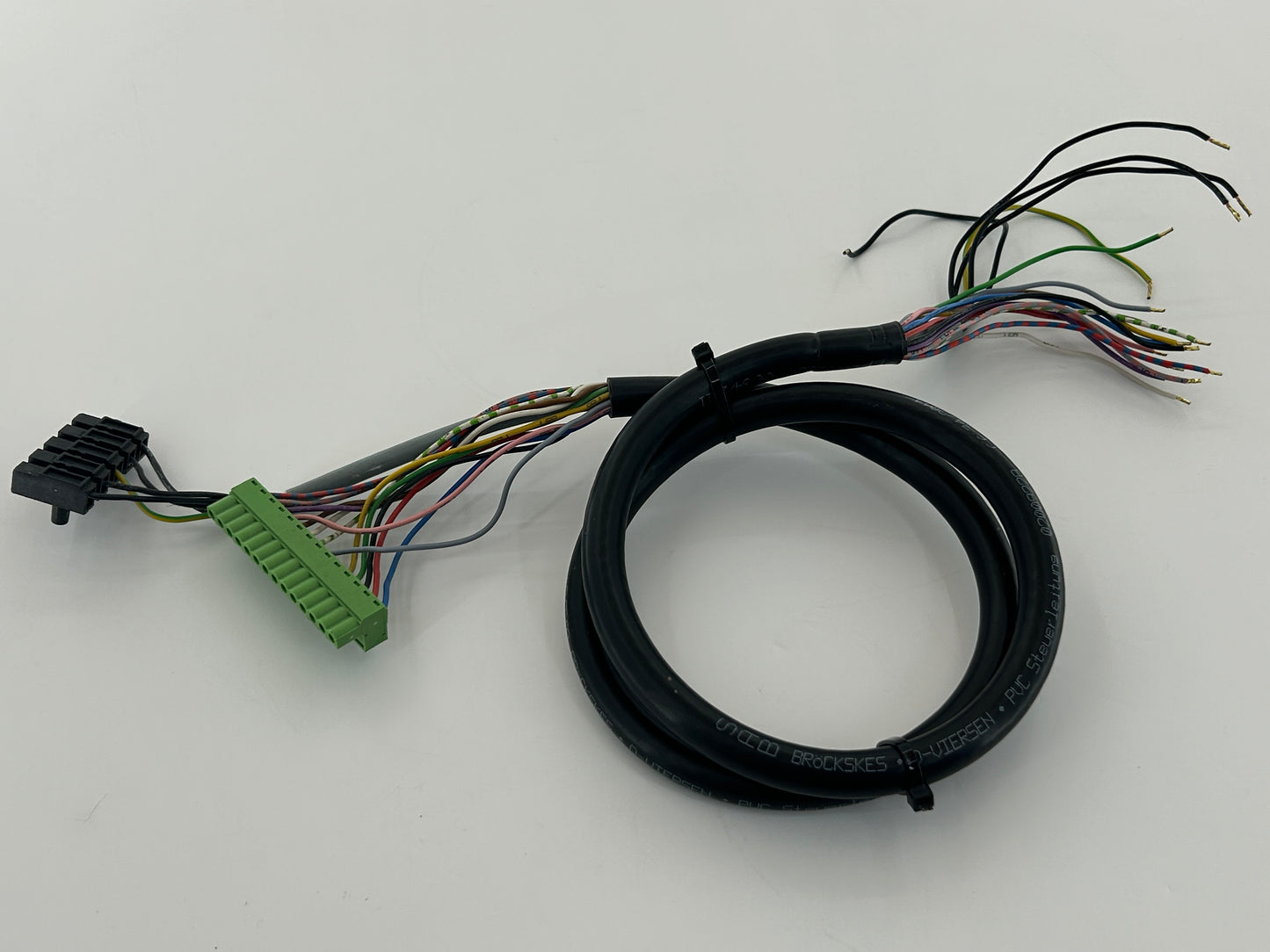 Tormatic GTA 4000 Cable Power cable Connection cable Main cable Main cable Connection cable Control cable Wiring Cable harness Wiring