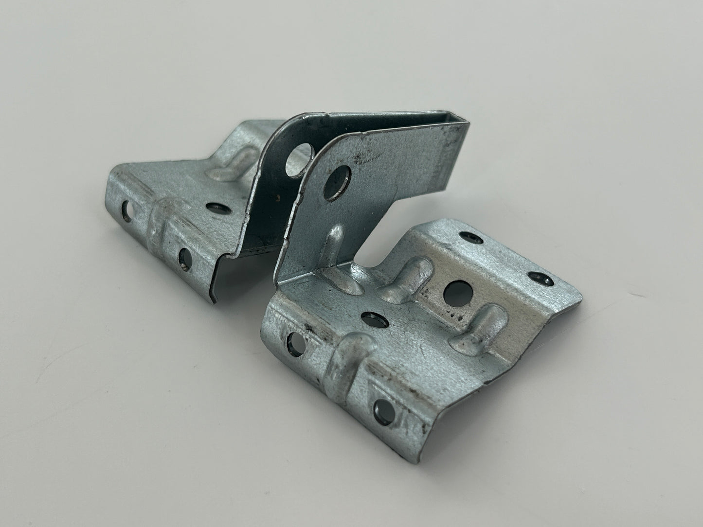 Novoferm Tormatic 413 Torwinkel Torbefestigung Toranbinder Torbeschlag Torblattwinkel Haltewinkel Torbeschlagswinkel Torverschluss Toranschlusskonsole