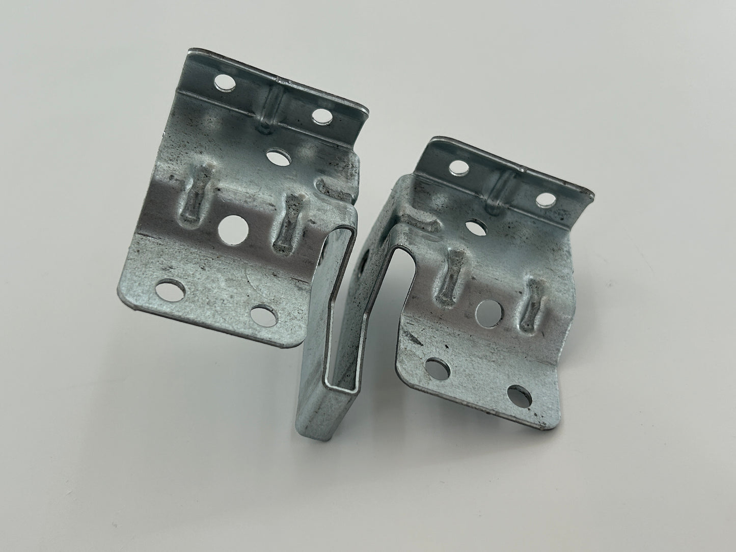 Novoferm Tormatic 413 Torwinkel Torbefestigung Toranbinder Torbeschlag Torblattwinkel Haltewinkel Torbeschlagswinkel Torverschluss Toranschlusskonsole