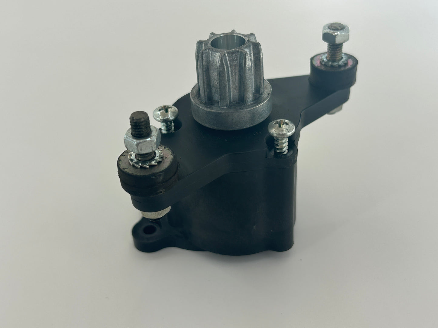 Wecla 2500 Getriebe Schneckengetriebe Zahnrad Zahnkranz Ritzel Kettenritzel Antriebsritzel Antriebssnabe Antriebsscheibe Adapteraufsatz Schneckenrad