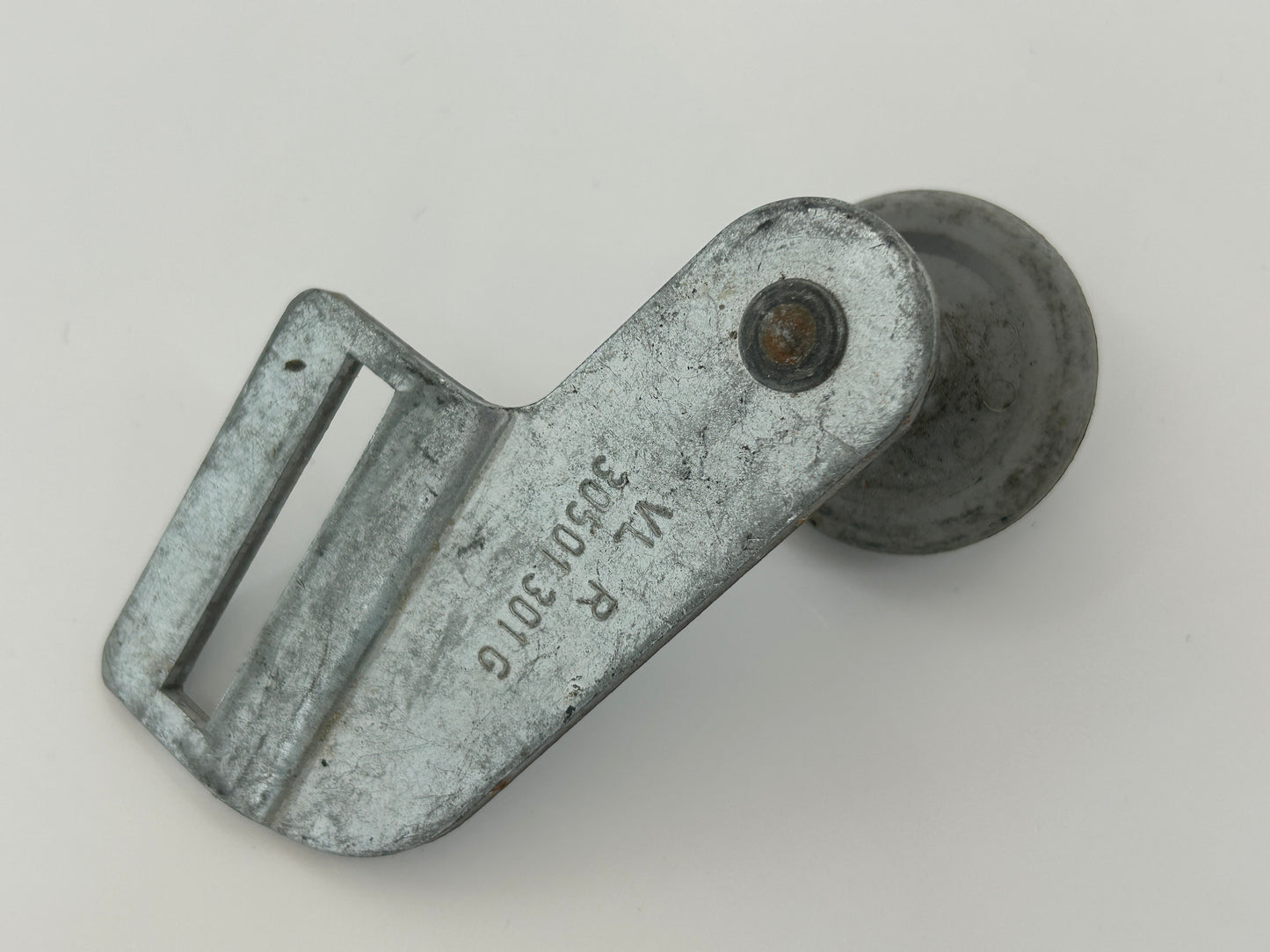 Novoferm VL Laufrollenhalterung Rollenhalterung Rolle Halterung 30501 301 G