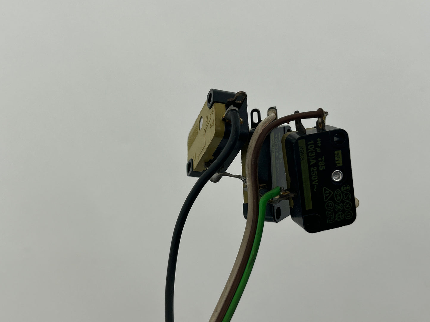 Belfox GKA3 limit switch switch button position switch sensor end stop micro switch contact switch button