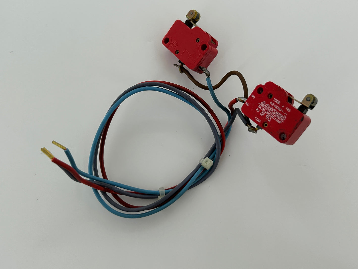 Bernal 1100 Endschalter Sensor Schalter Taster Positionsschalter Endanschlag Microschalter Kontaktschalter Knopf