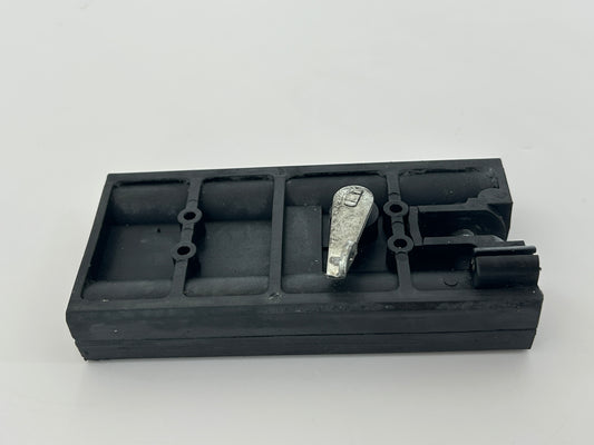 Bernal Gamma 900 Laufwagen Mitnehmer Schlitten Zugschlitten Motorwagen Laufkatze Laufbock Gleitschlitten Laufschuh Laufschlitten Rollenwagen Führungsschlitten Antriebsschlitten