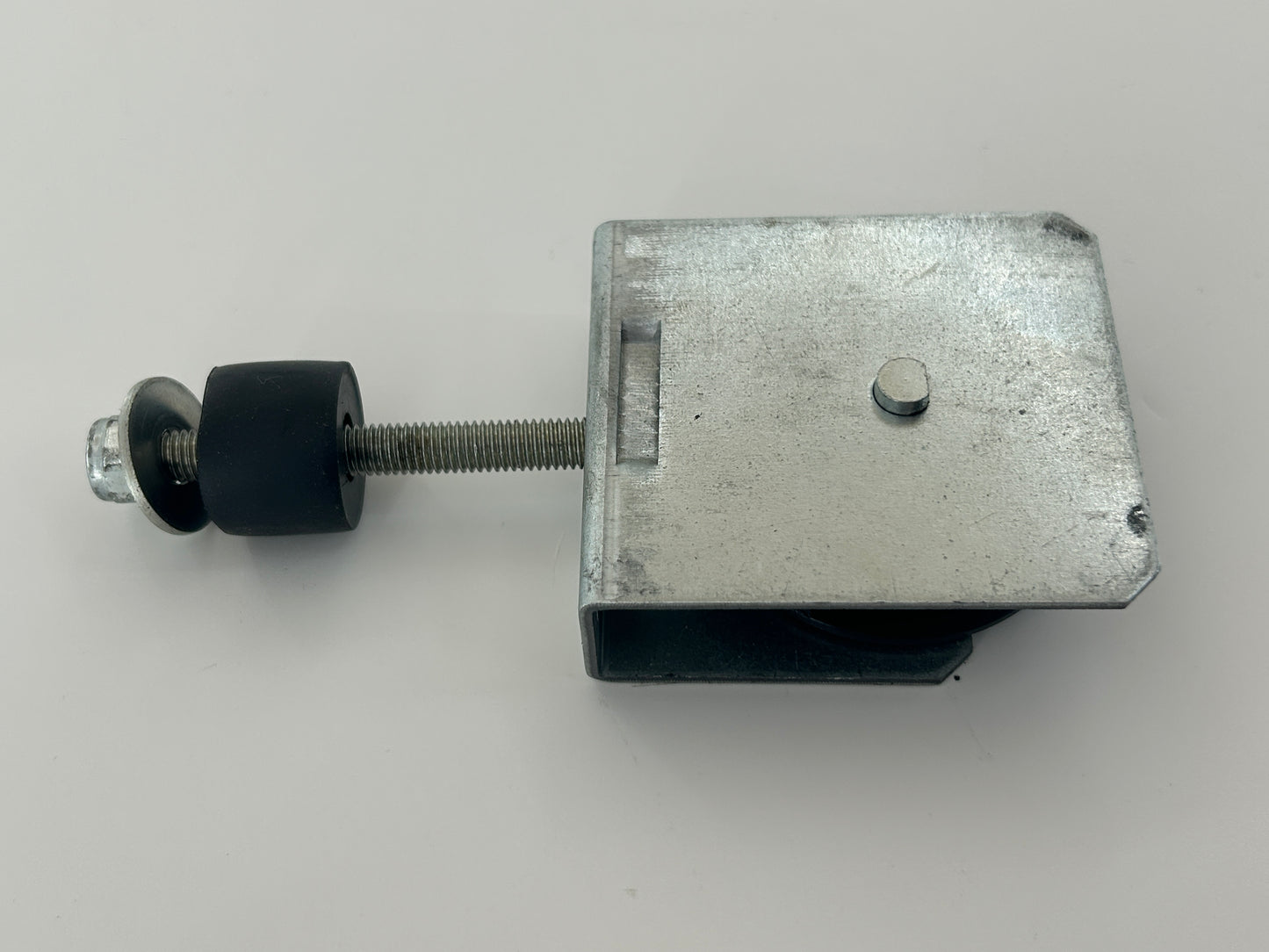 Novoferm Tormatic RUN601 Kettenwender Umlenkung Rad Rolle Laufrolle Umlenkrolle Führungsrolle Spannrolle Antriebsrolle Kettenführung