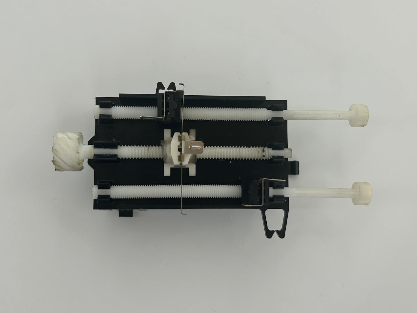 Chamberlain ML4000 gear wheel ring gear pinion chain pinion drive pinion drive hub drive pulley adapter attachment worm gear worm wheel