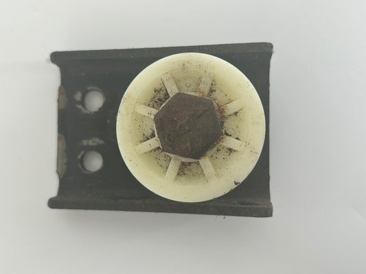 Bosch Typ: Motor Rolle Rad Laufrolle Umlenkrolle Führungsrolle Kettenwender Kettenspanner Kettenführung Umlenkung Antriebsscheibe