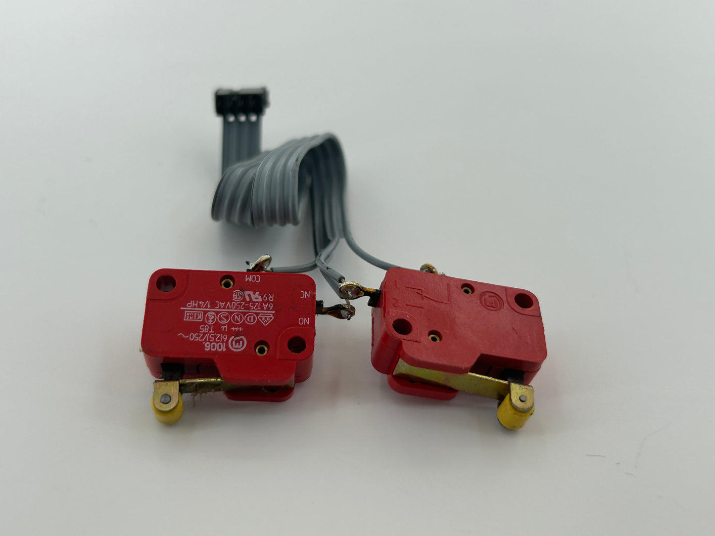 Bernal BT60 Endschalter Sensor Schalter Hallsensor Taster Positionsschalter Endanschlag Microschalter Kontaktschalter Knopf