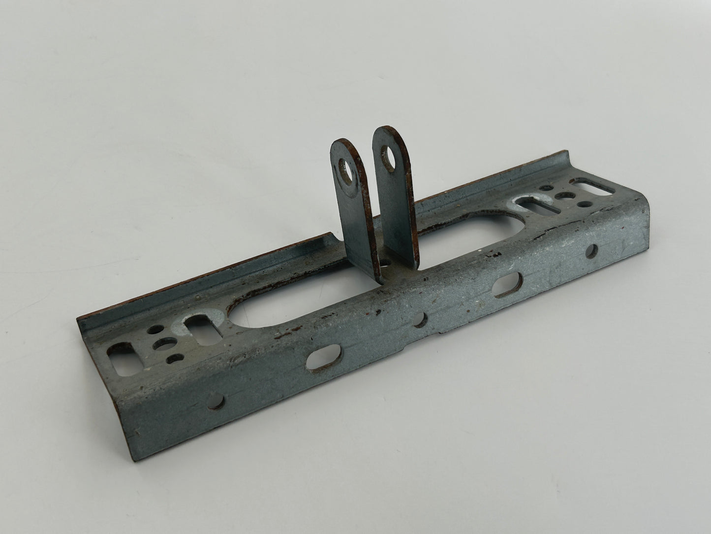 Bosch Toplift 2002 Torbefestigung Torwinkel Toranbindern Torbeschlag Torblattwinkel Winkel Halterung Halter Haltewinkel Torbeschlagswinkel Toranschlusskonsole Torverschluss