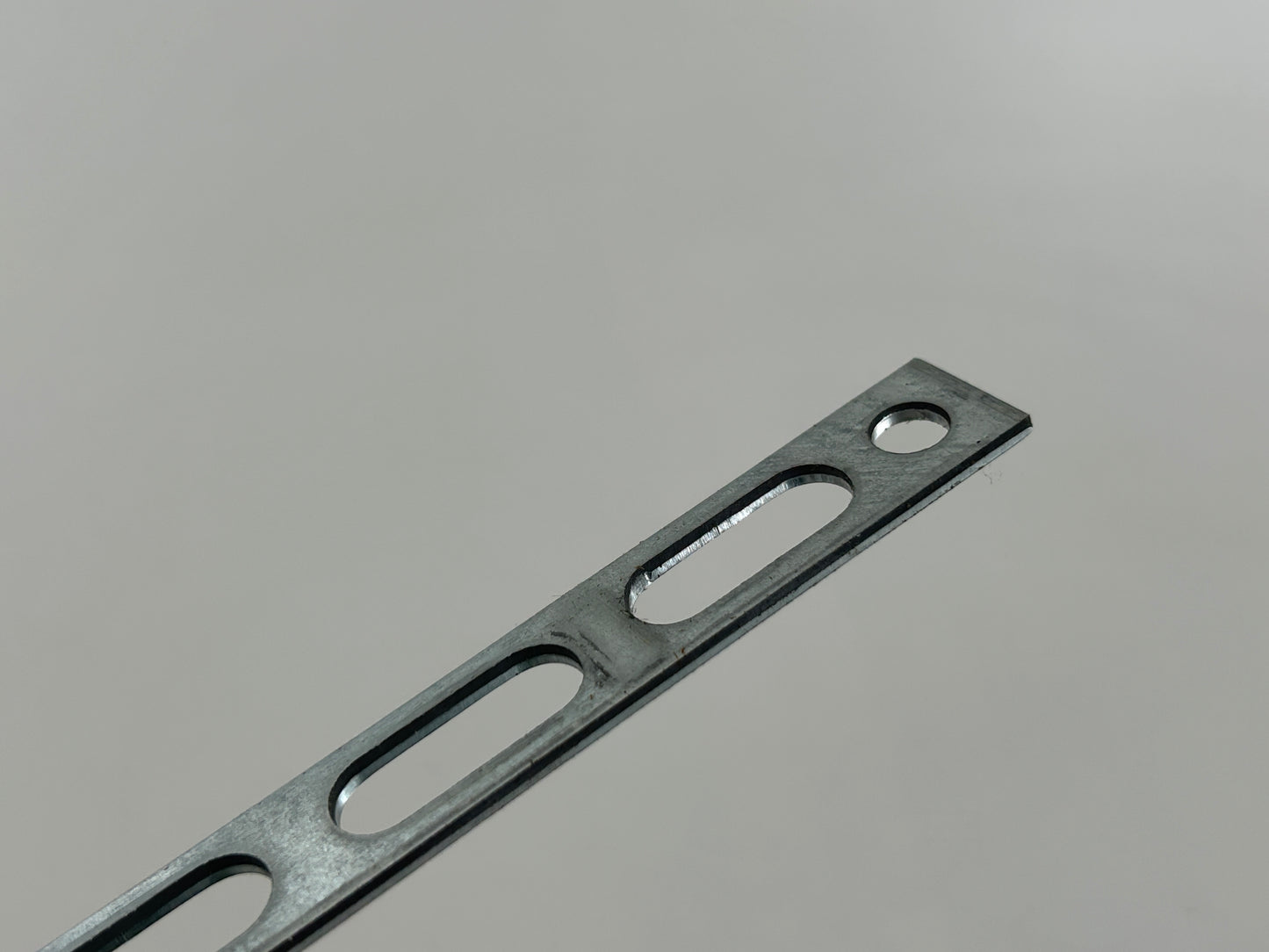 Marantec Comfort 260 Deckenbefestigung Winkel Halterung Halter Haltewinkel Deckenabhängung Mittenabhängung Abhängung