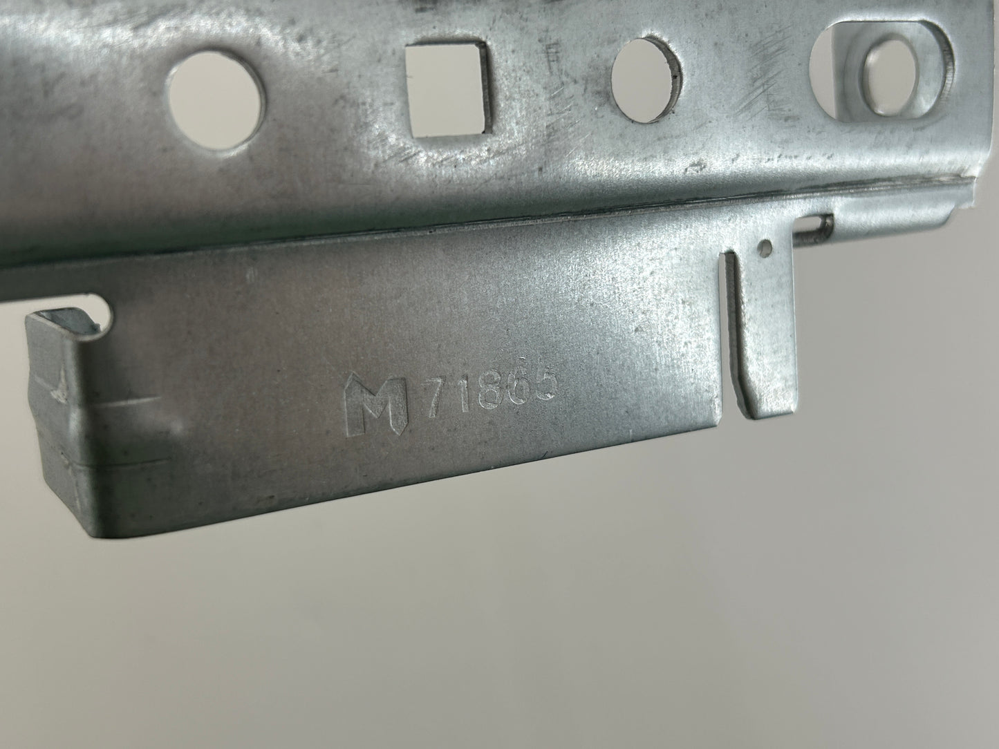 Marantec Comfort 260 Schienenbefestigung Haltewinkel Beschlag Bügel Befestigung Winkel Halterung Halter Haltewinkel