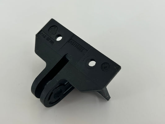 Hörmann Liftronic 500 Torbefestigung Torwinkel Toranbindern Torbeschlag Torblattwinkel Winkel Halterung Halter Haltewinkel Torbeschlagswinkel Toranschlusskonsole Torverschluss