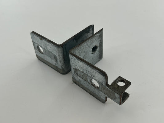 Berner BT70 Torwinkel Winkel Torbefestigung Toranbinder Torbeschlag Torblattwinkel Haltewinkel Torbeschlagswinkel Torverschluss Toranschlusskonsole