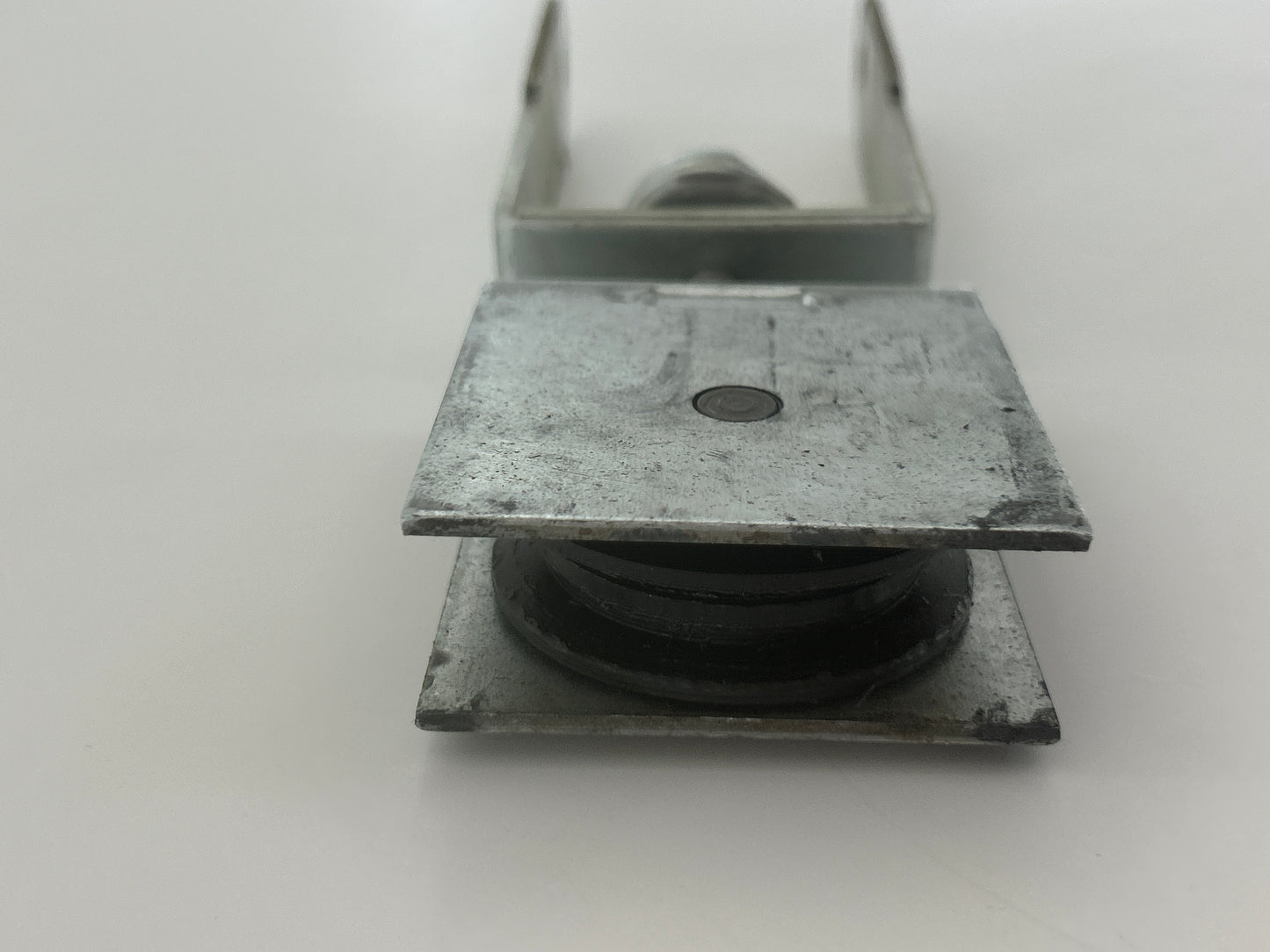 Tormatic GTA540E Riemenenspanner Umlenkung Rolle Spannvorrichtung Rad Laufrolle Umlenkrolle Führungsrolle Spannrolle Antriebsrolle Endstück Riemenumlenkung Kettenwender