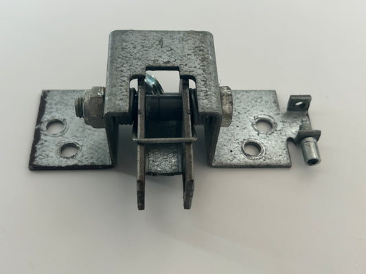 Tormatic GTA602 Torbefestigung Torwinkel Toranbindern Torbeschlag Torblattwinkel Winkel Halterung Halter Haltewinkel Torbeschlagswinkel Toranschlusskonsole Torverschluss