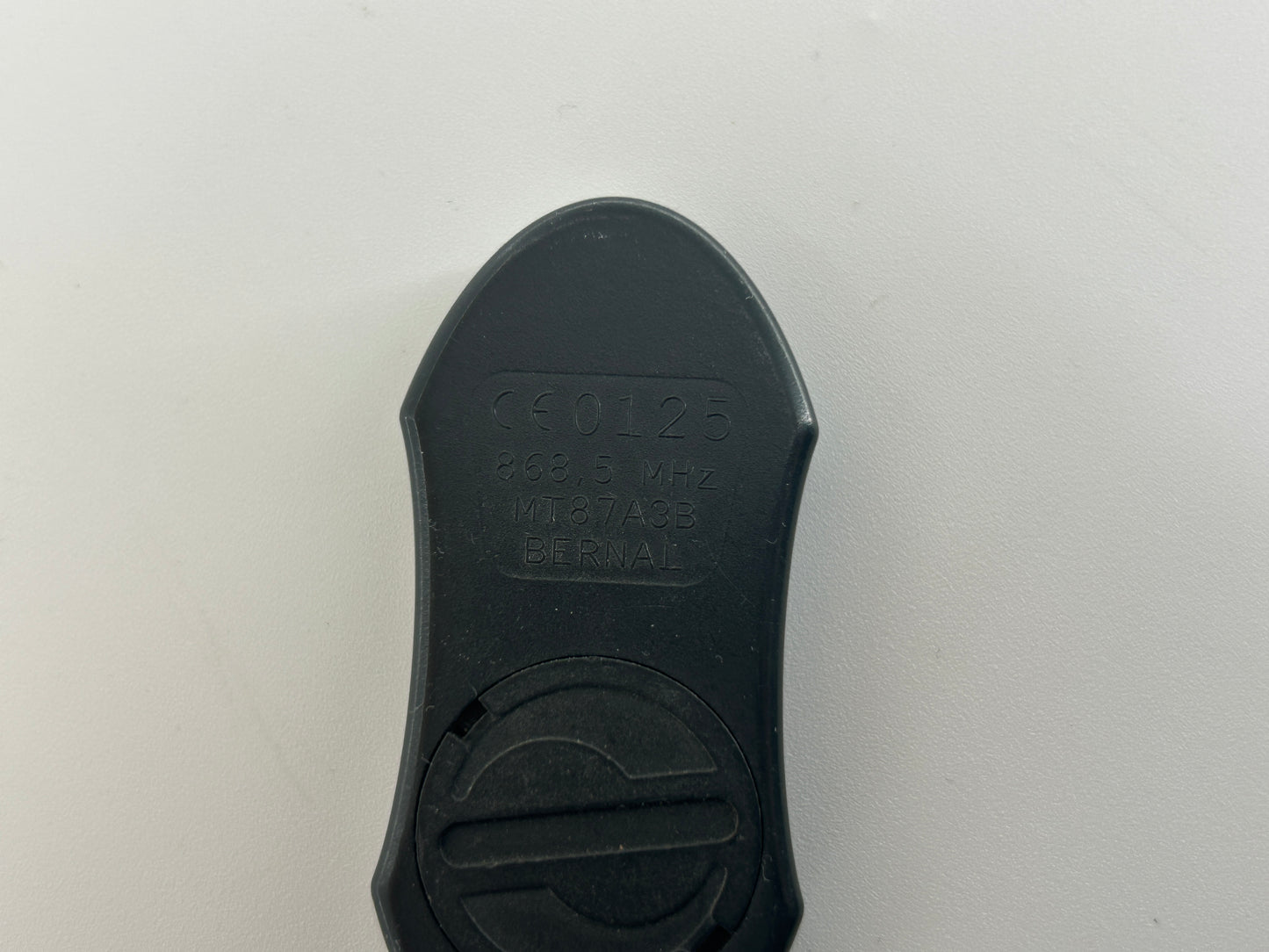 Bernal S401-80 Handsender Fernbedienung Handsender Funkhandsender Fernsteuerung Toröffner Funktaster Schalter Transmitter Drücker Handöffner Funk
