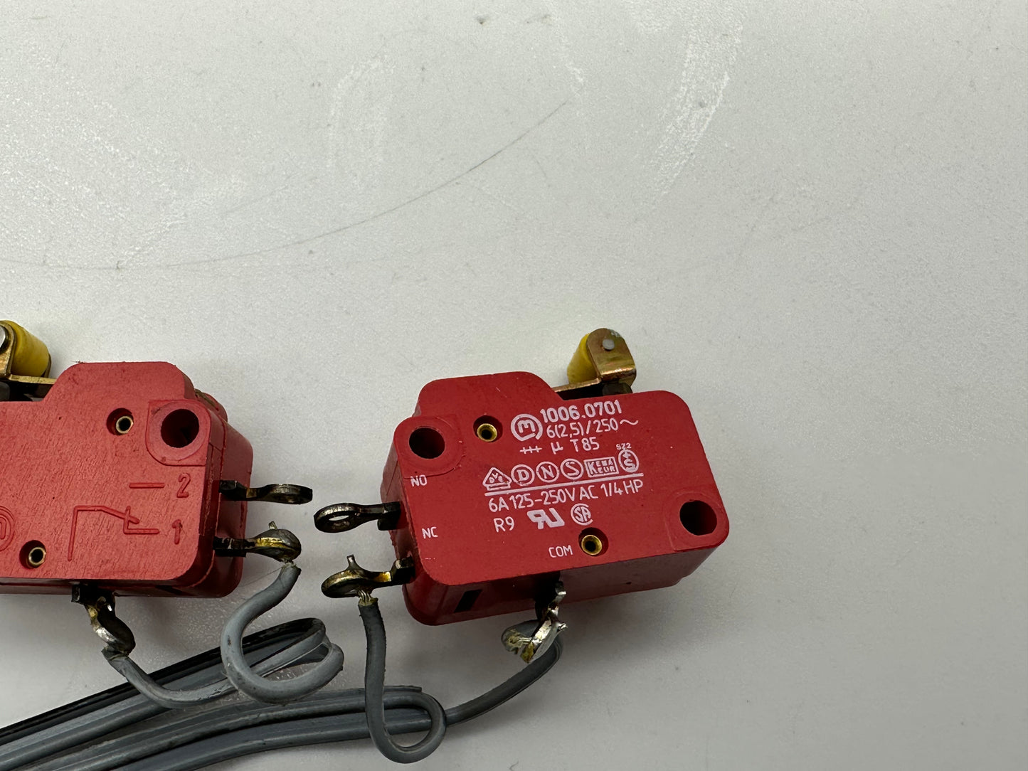 Berner Endschalter Schalter Sensor Taster Microschalter Kontaktschalter Positionsschalter