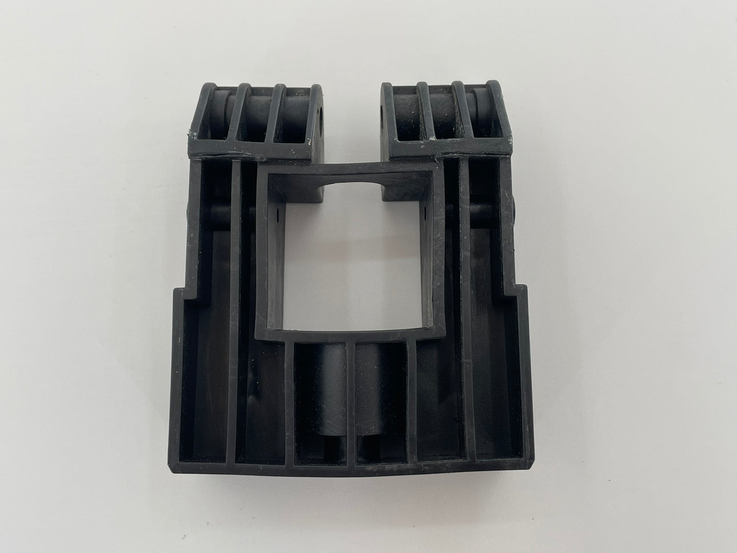 Novoferm 502 Halterung Halter Rollenhallter Endstück Umlenkung Rolle Riemenumlenkung Ersatzteil