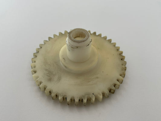 Becker BOM 600 Zahnkranz Ritzel Kettenritzel Zahnrad Antriebsritzel Antriebssnabe Antriebsscheibe Adapteraufsatz Schneckengetriebe Schneckenrad