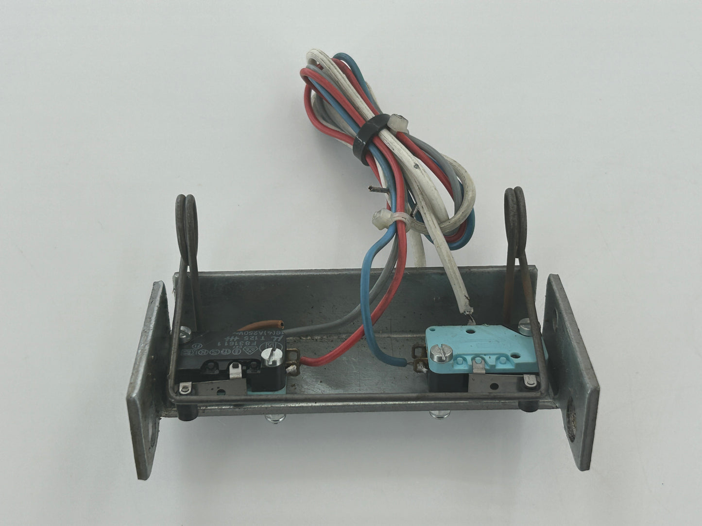 Zapf TA1000 Endschalter Schalter Taster Microschalter Positionsschalter Sensor