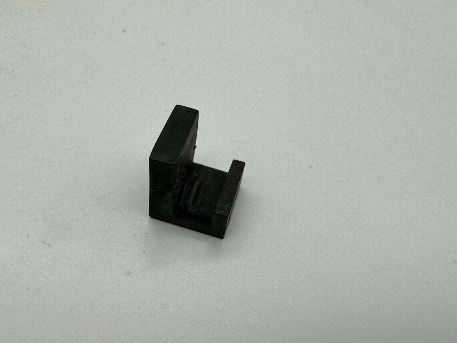 Tormatic GTA 601 Klammer Plastikteil Plasik Kunststoff Halterung Ersatzteil