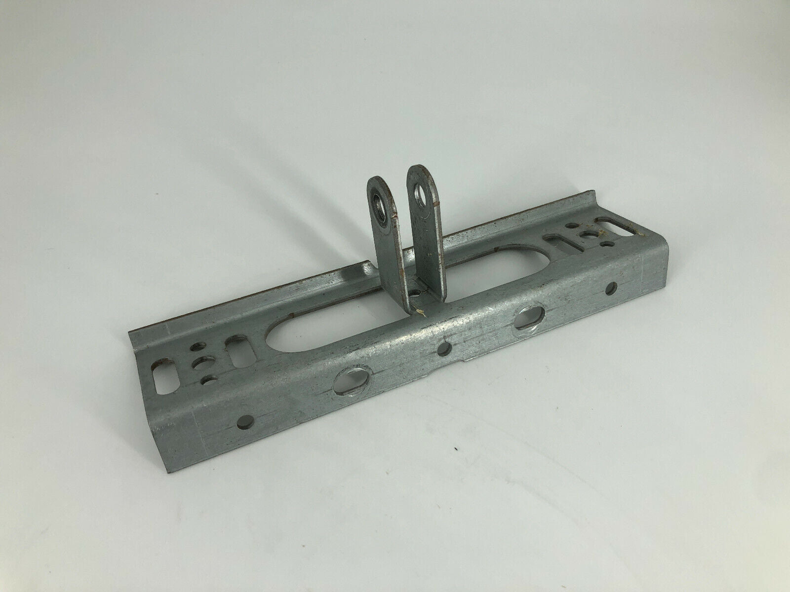 ‎Bosch GGT Standard Toranbinder Torblattwinkel Torwinkel Halterung Haltewinkel 