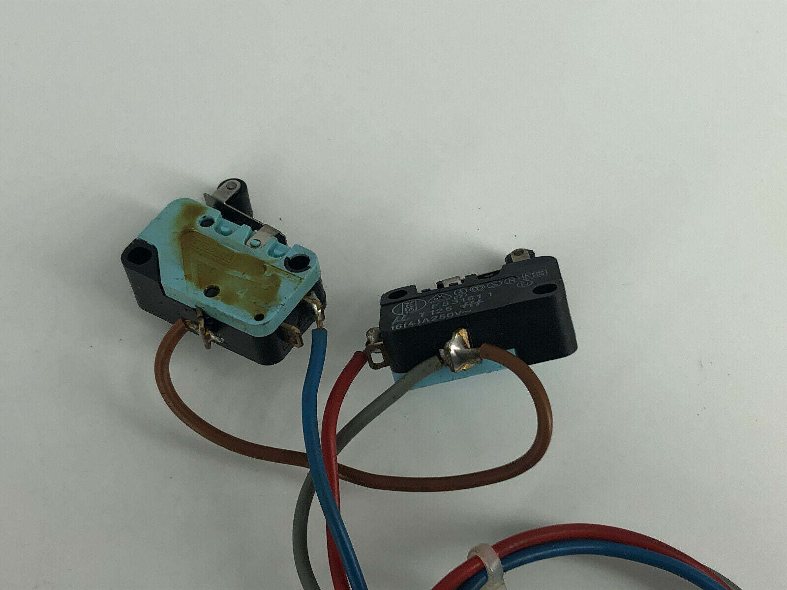 Endress GTA600 Endschalter Positionsschalter Schalter Microschalter Taster Konta