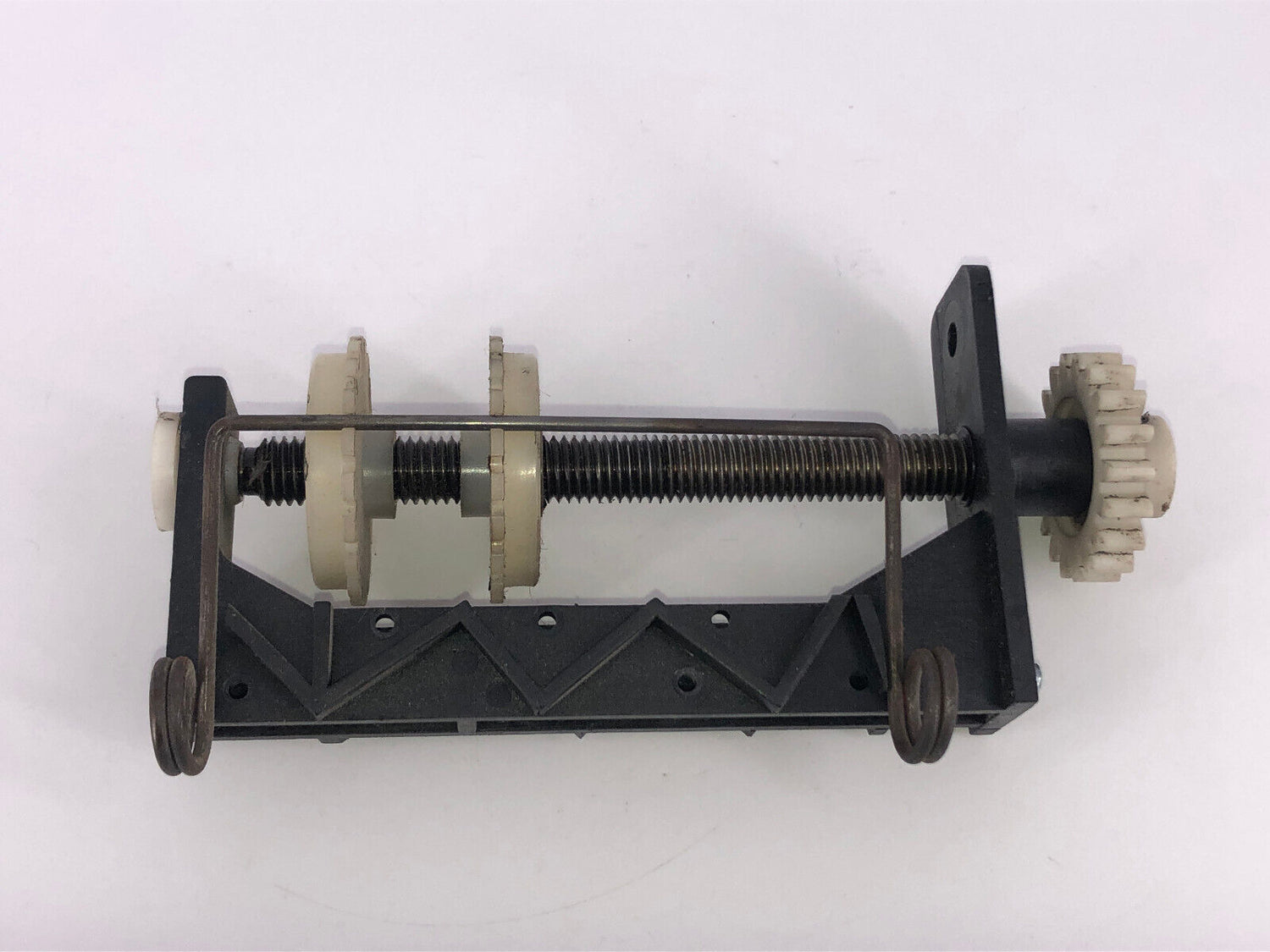 Endress GTA 1000 Zahnrad Ritzel Antriebssnabe Schneckengetriebe Antriebsscheibe 