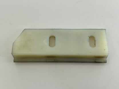 Bernal BT50 Endschalter Anschlag Plastikteil Plasik Kunststoff Halterung Ersatzteil