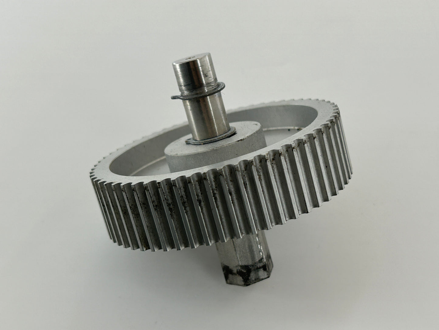 Brütsch Elektronik AG Zahnrad Ritzel Kettenritzel Zahnkranz Antriebsritzel Antriebssnabe Antriebsscheibe Adapteraufsatz Schneckengetriebe Schneckenrad
