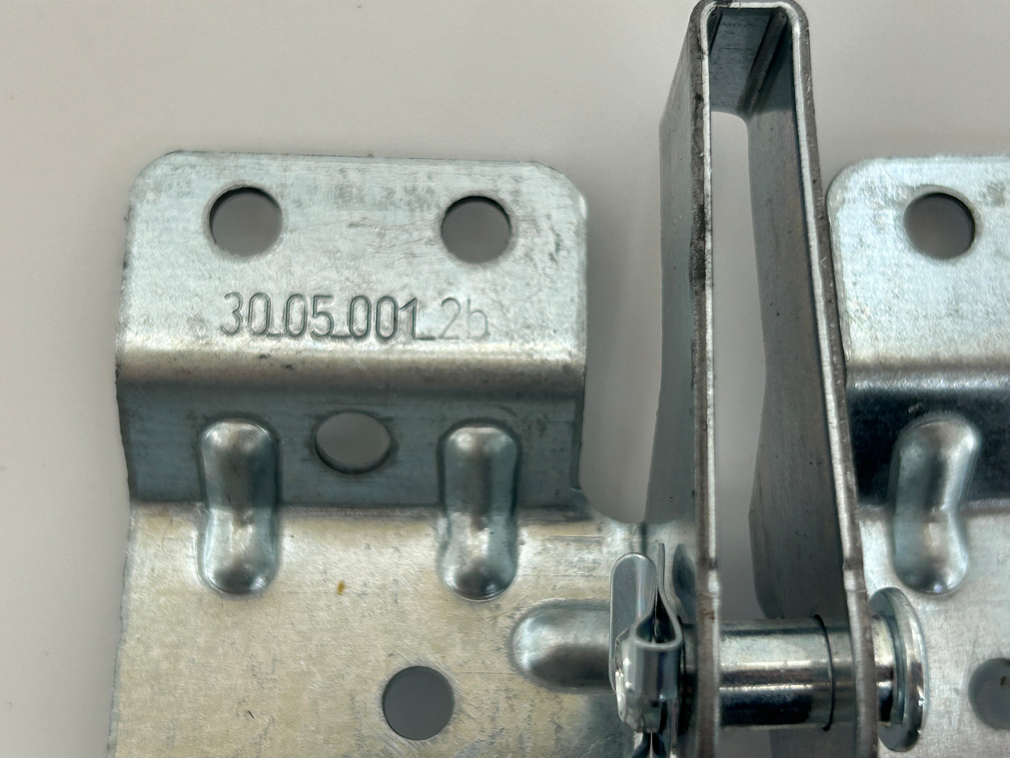 Normstahl Ultra Winkel Toranbinder Torbeschlag Torblattwinkel Toranschlusskonsole Haltewinkel Torbeschlagswinkel